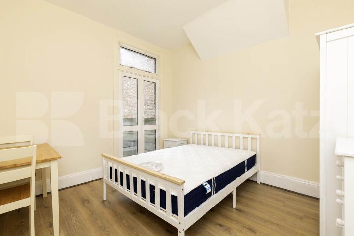 Refurbished 5 bedroom property with stunning rear garden Falkland Road, Harringay